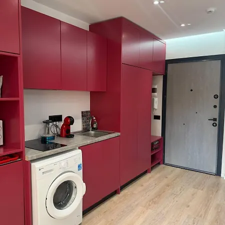No Apartment *